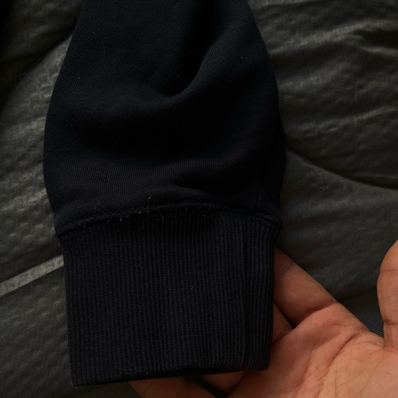 Tommy Hilfiger Sweater - Picture 6 of 6